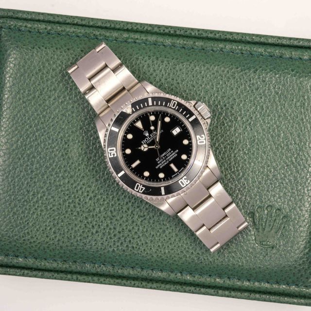 Rolex Sea-Dweller 16600 Image 7